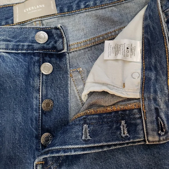 Everlane The Cheeky Jean, Size 28 Regular. - Picture 4 of 12